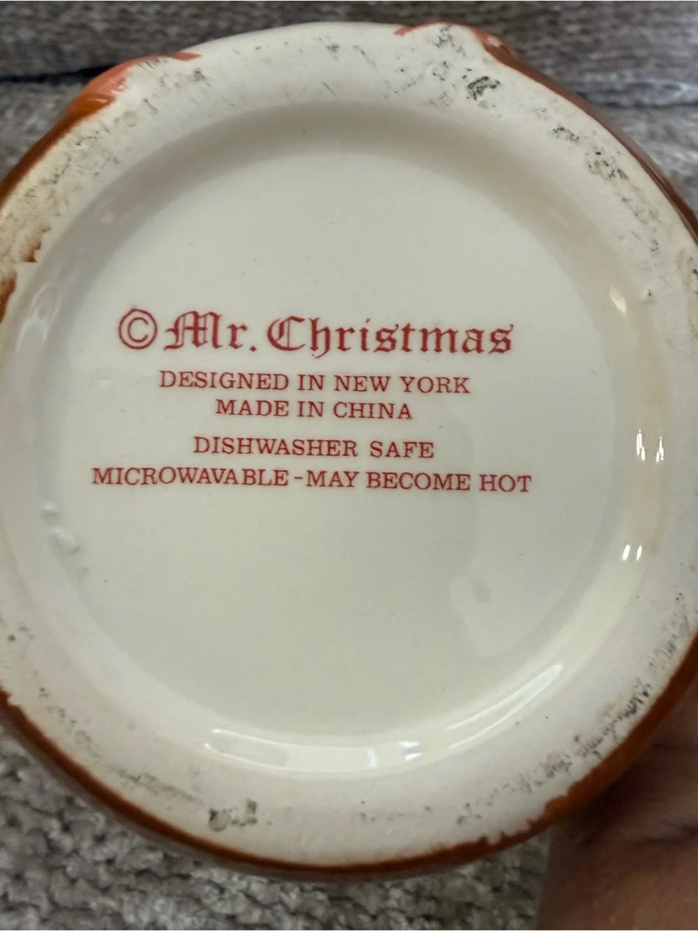 Mr. Christmas Ceramic Gingerbread House Mug With Candy Cane Handle And Lid 23 Oz - Picture 4 of 6